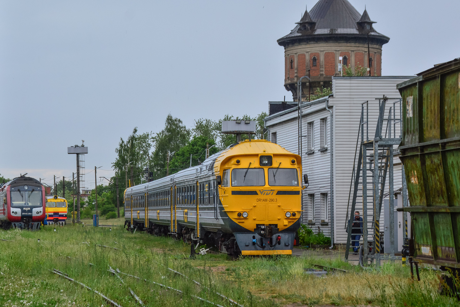 DR1AM-2903