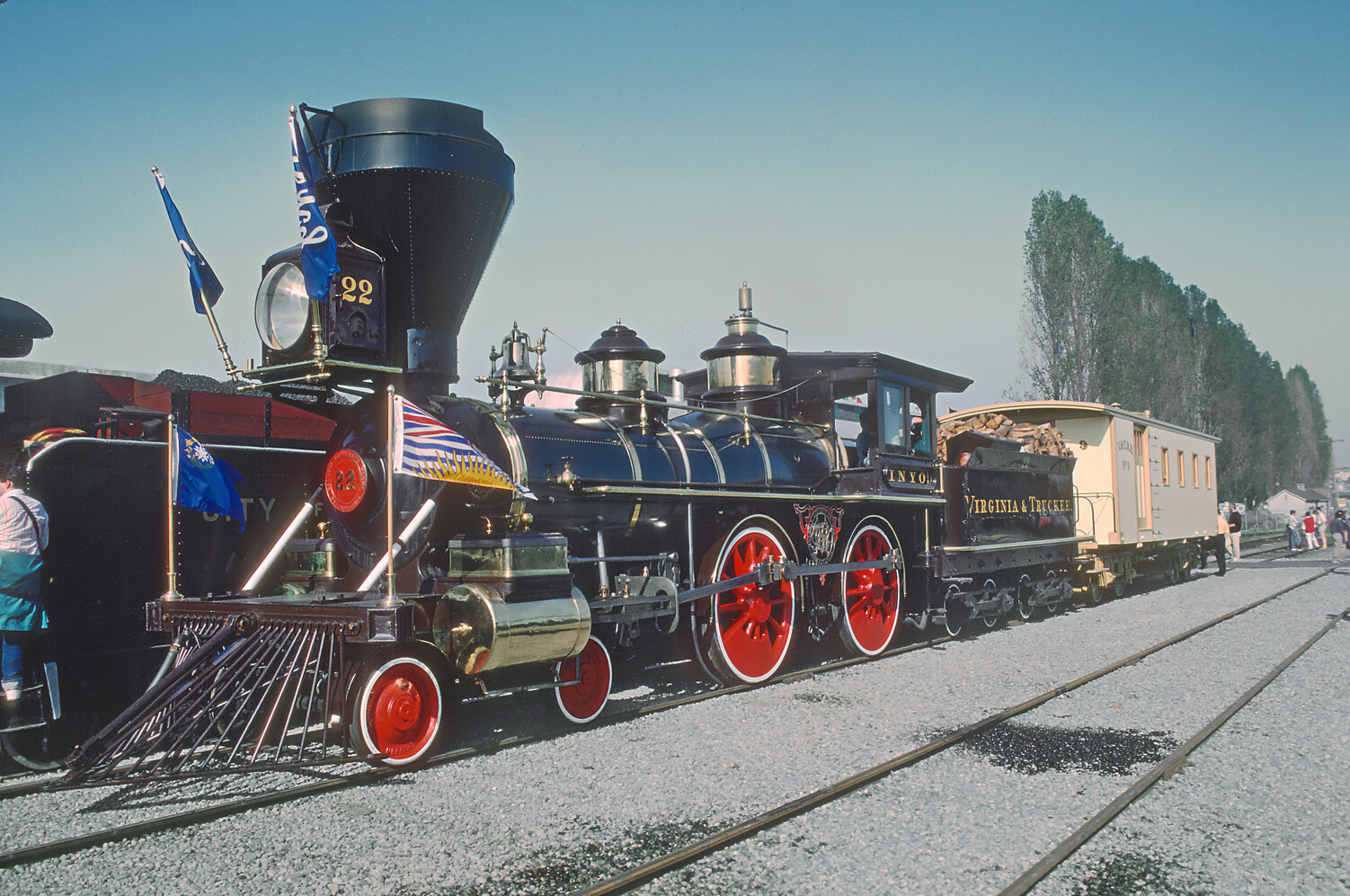 22