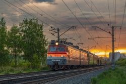ВЛ80СК-004 (Южно-Уральская железная дорога); ВЛ10У-866 (Южно-Уральская железная дорога)