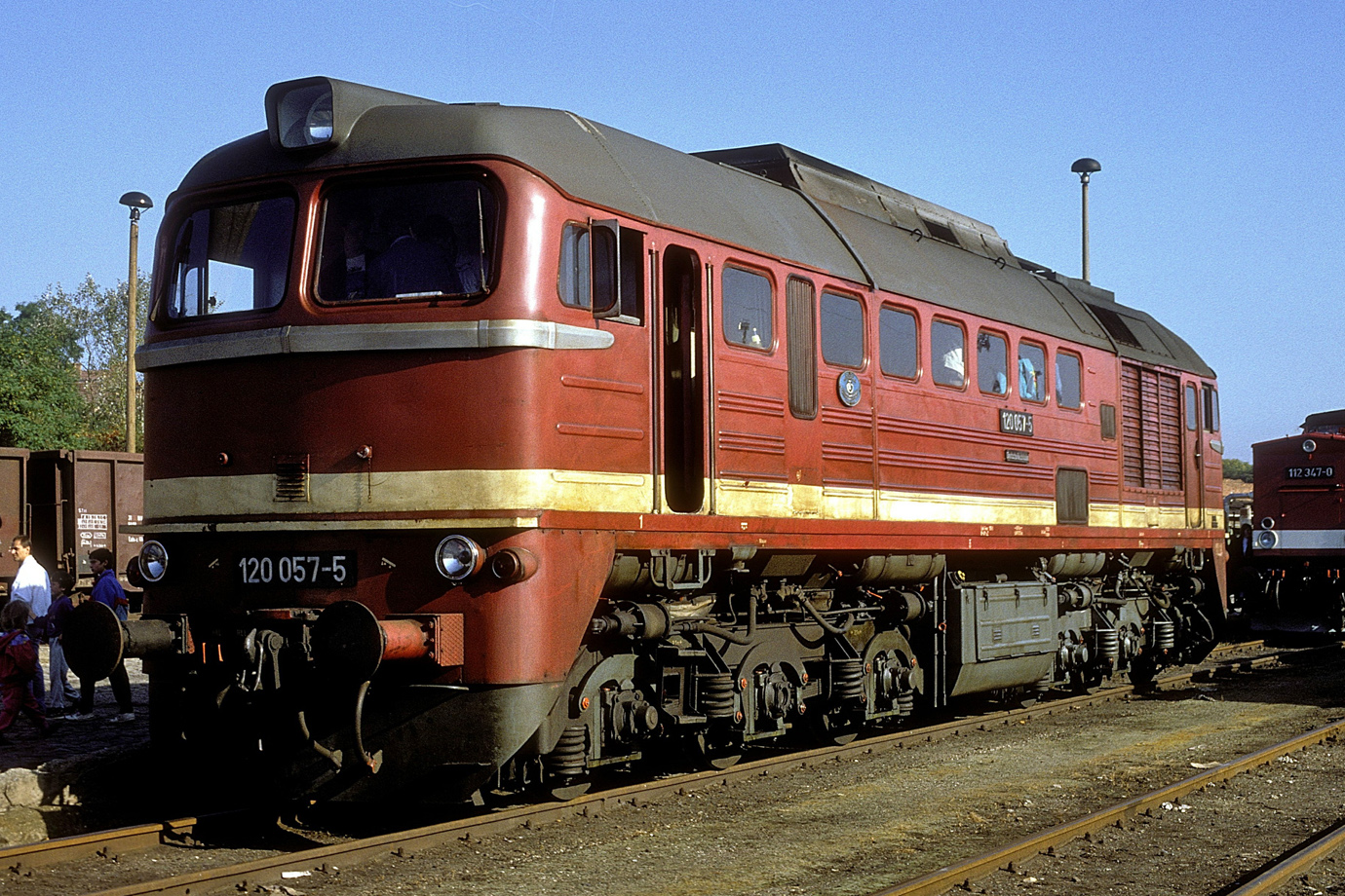 120 057-5