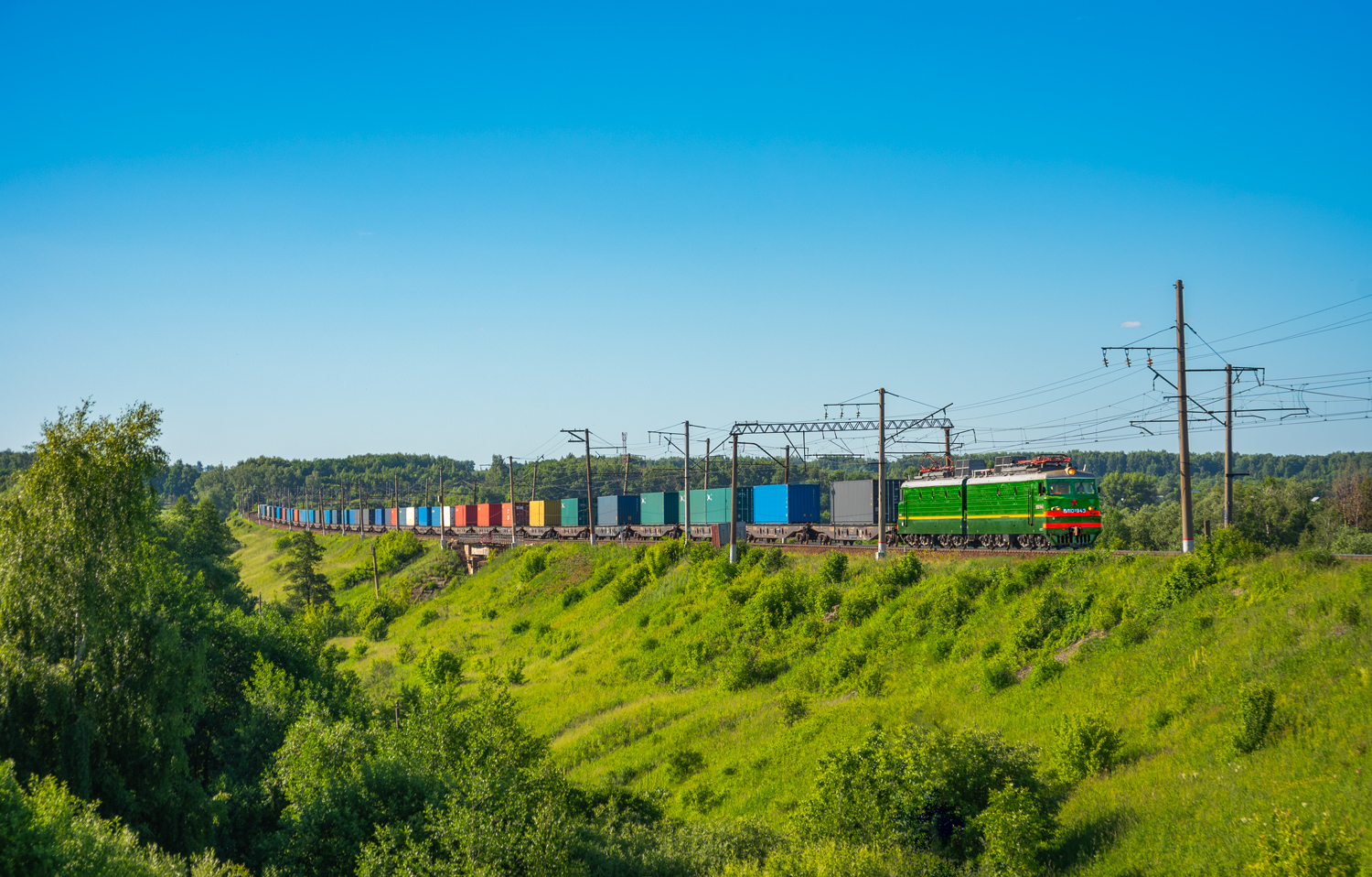 ВЛ10У-943