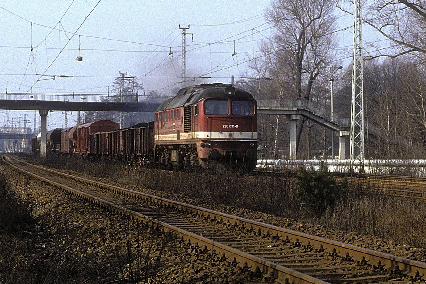 220 031-9