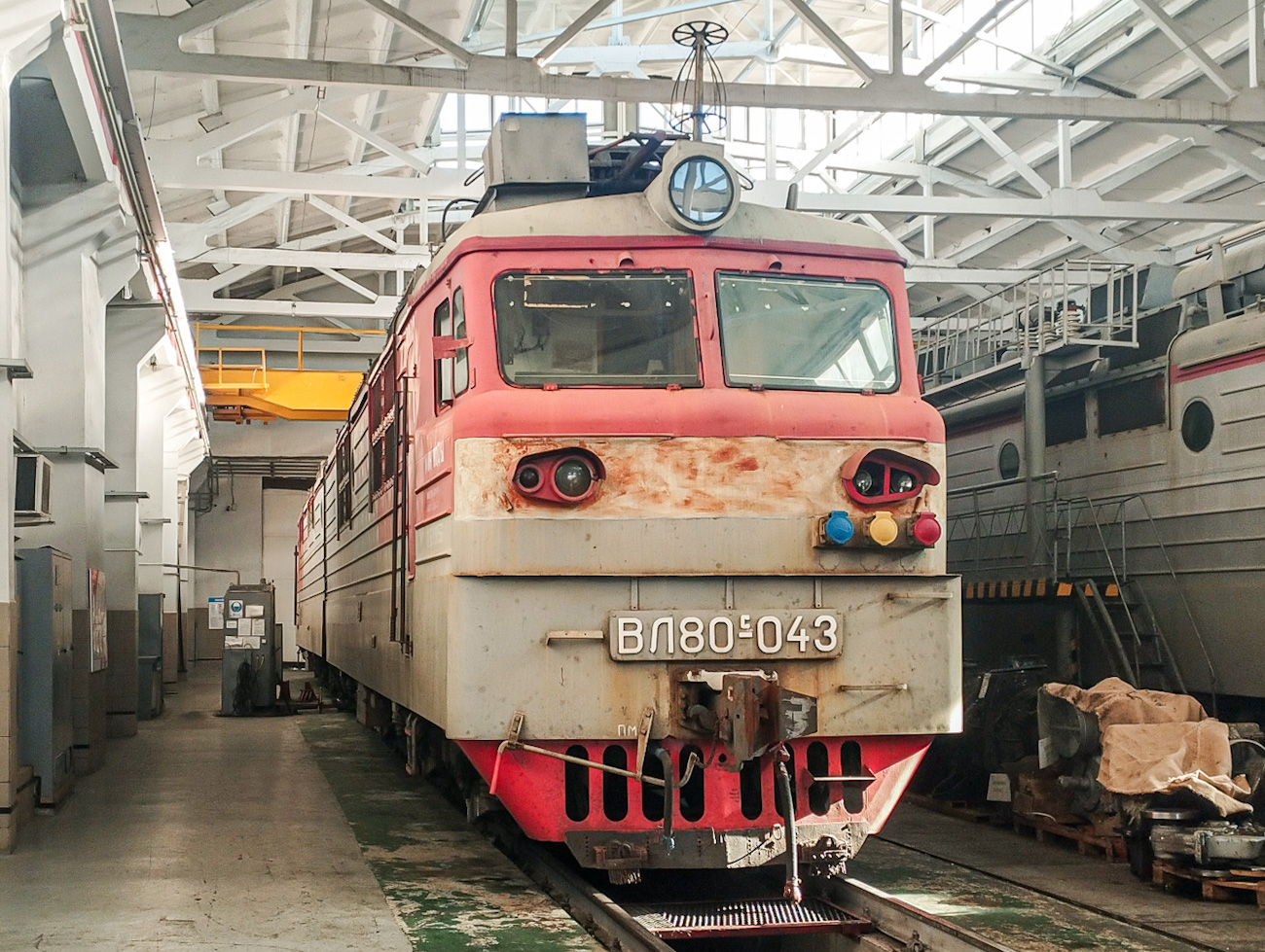 ВЛ80С-043