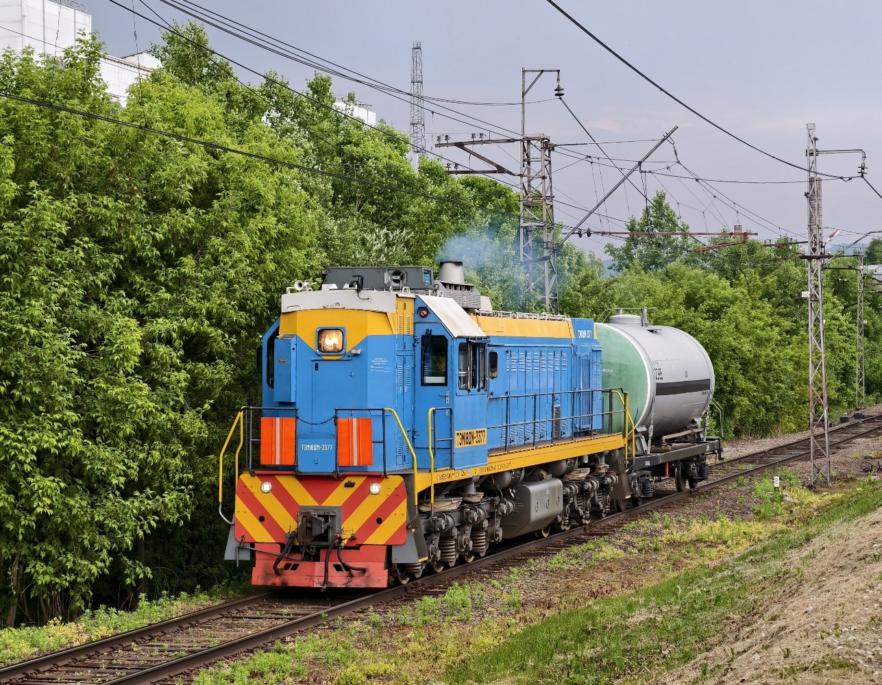 ТЭМ18ДМ-3377