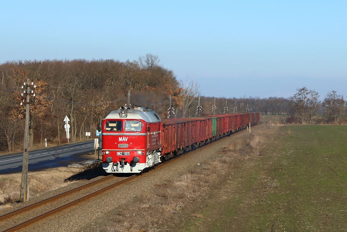 M62-001