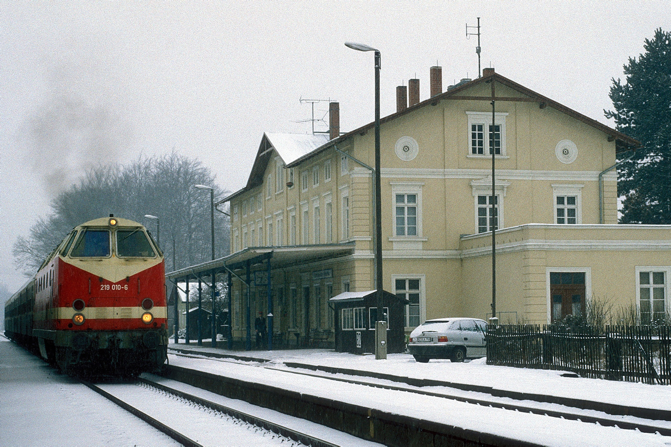 219 010-6
