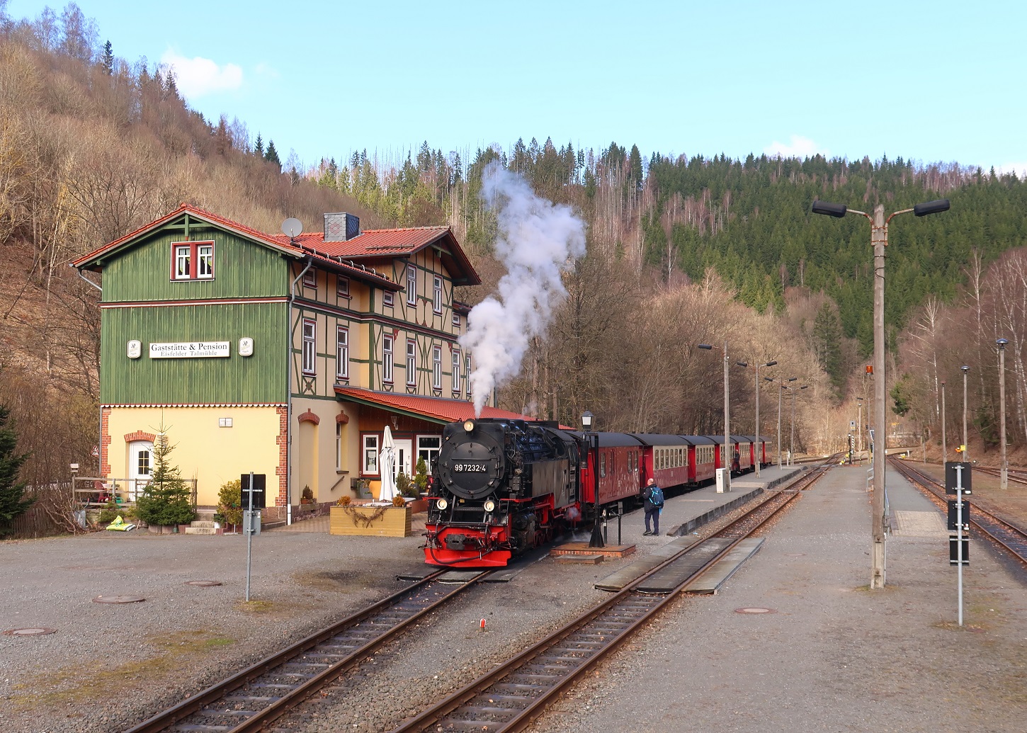 99 7232-4