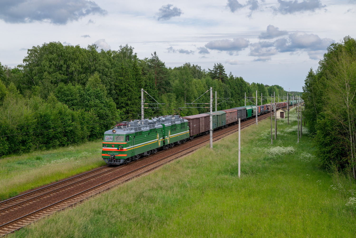 ВЛ80С-562