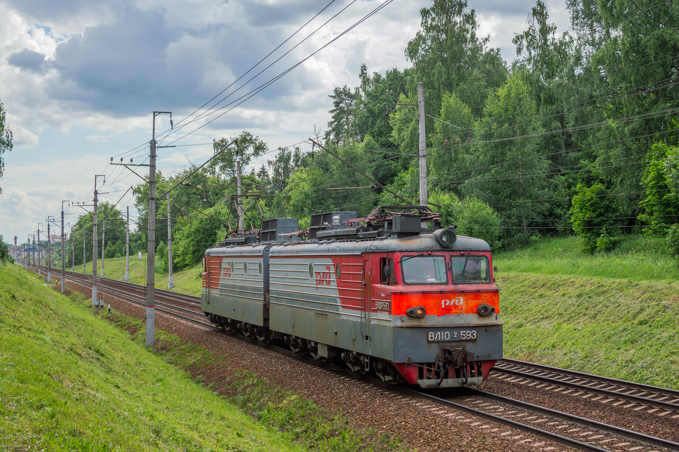 ВЛ10У-593