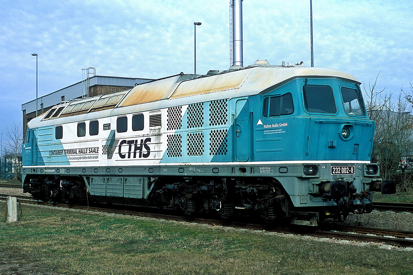 232 002-8