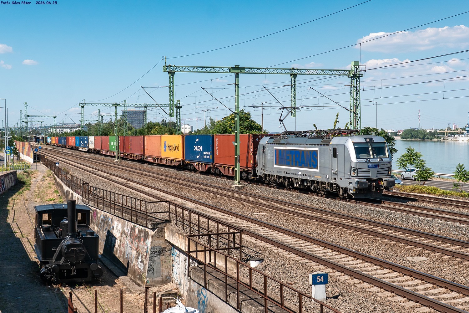 377.458; 383 438-9