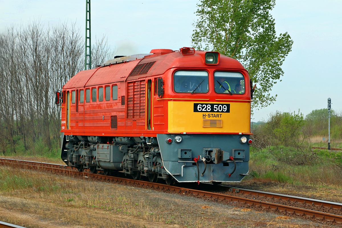 628 509