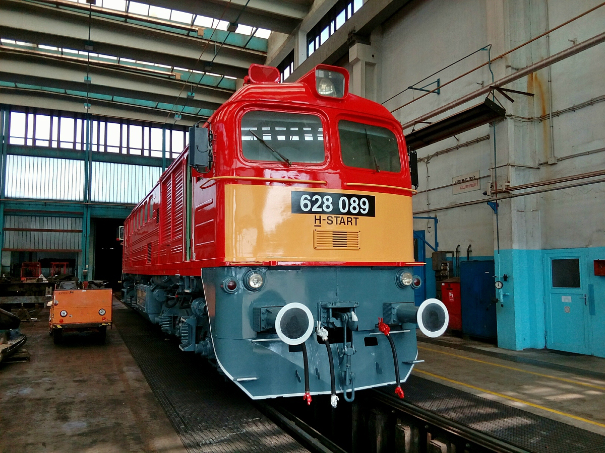 628 089