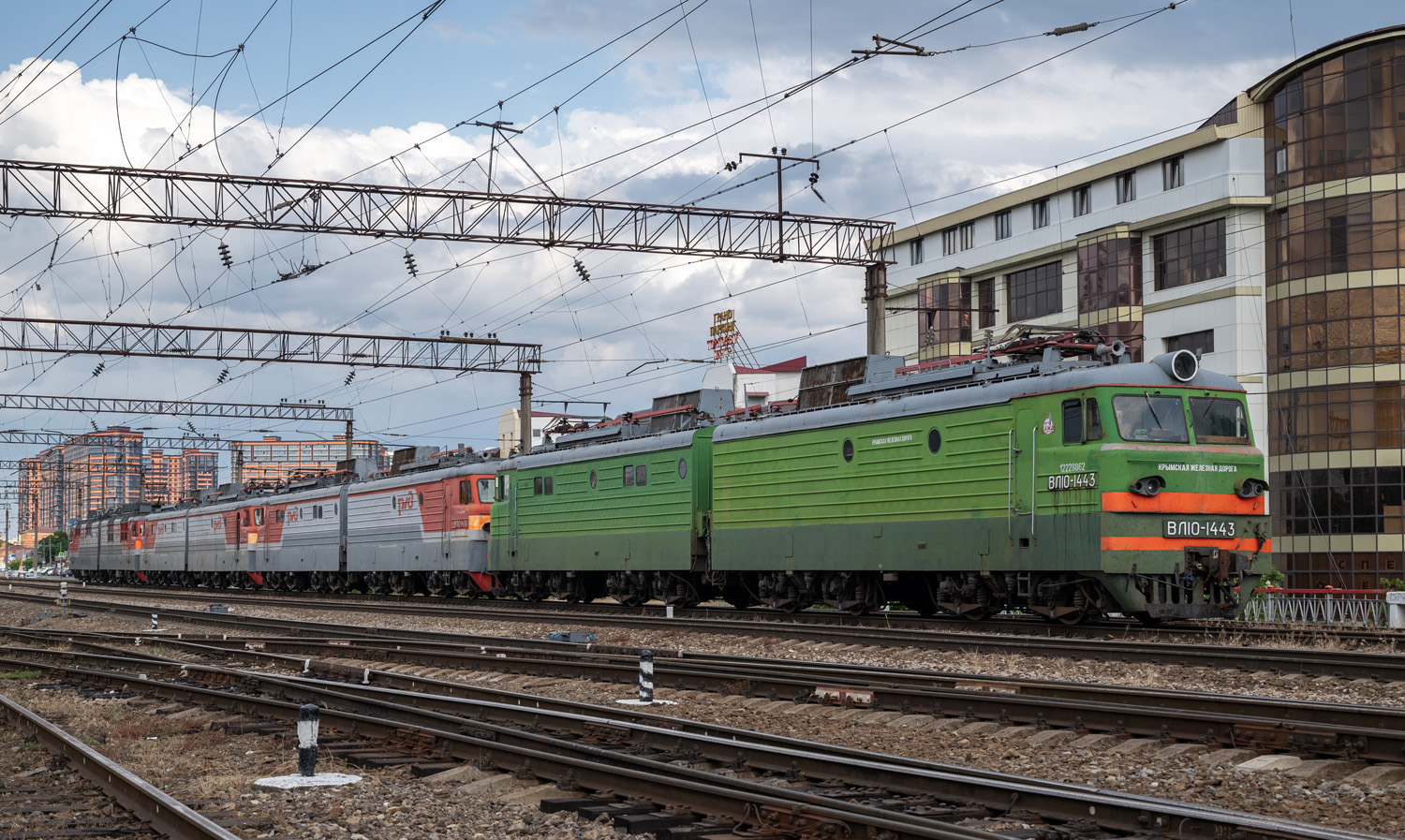 ВЛ10-1443