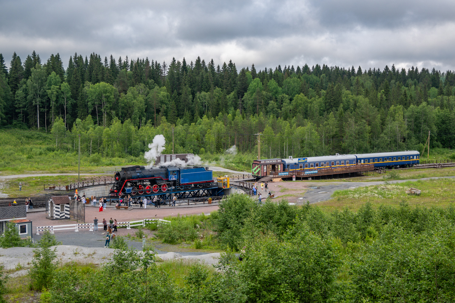 Л-3051