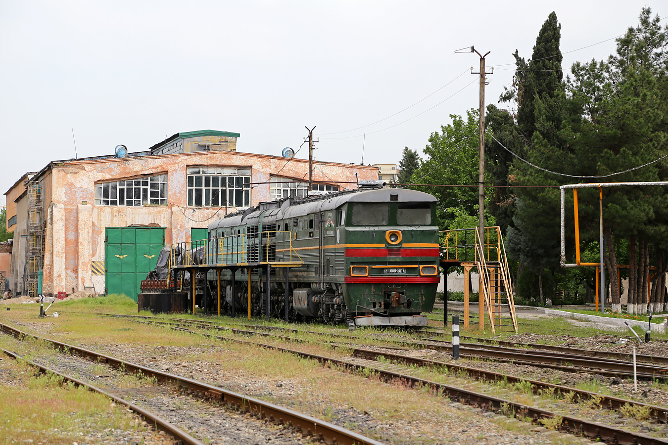 2ТЭ10В-5017