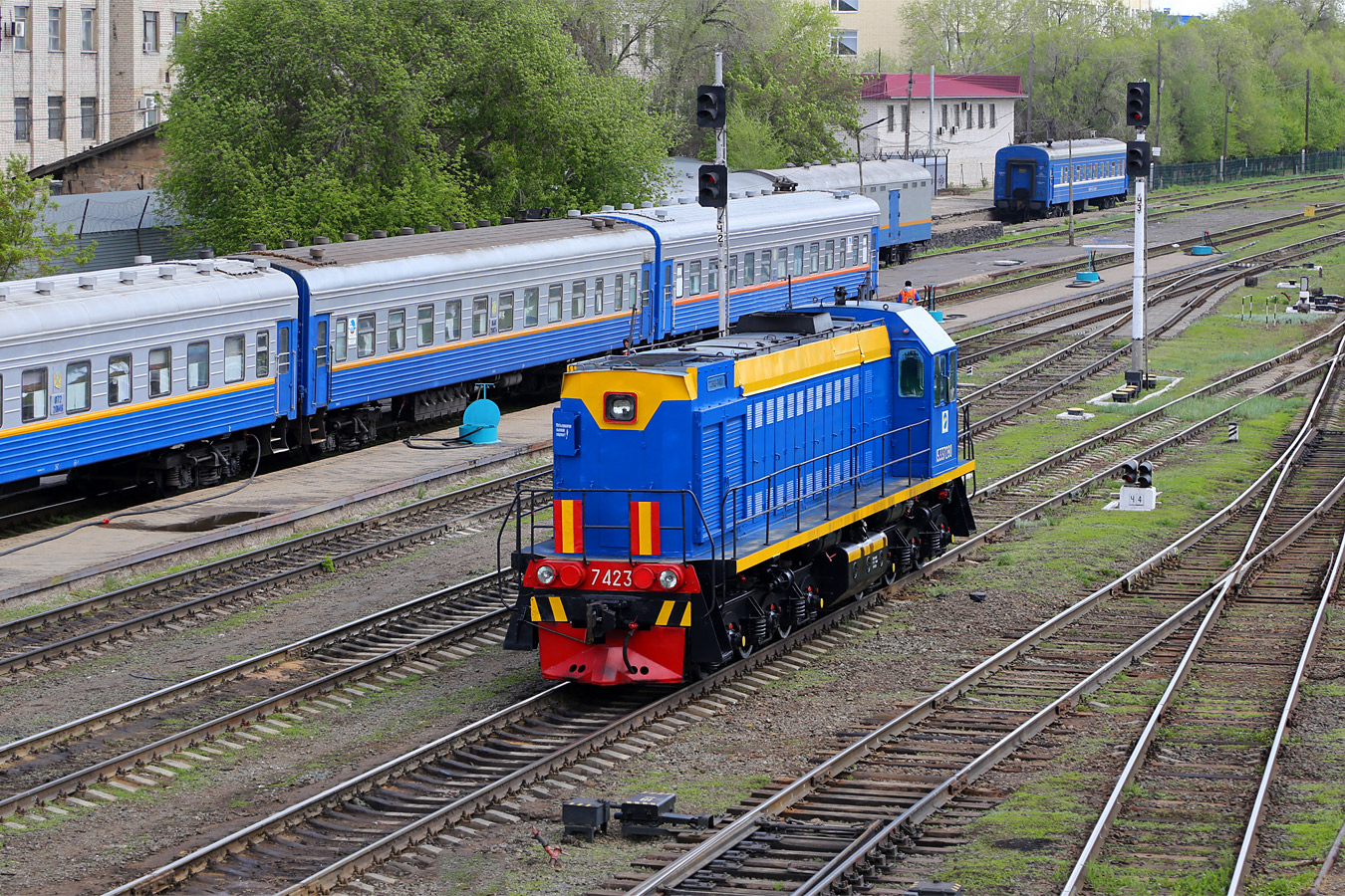 ТЭМ2-7423