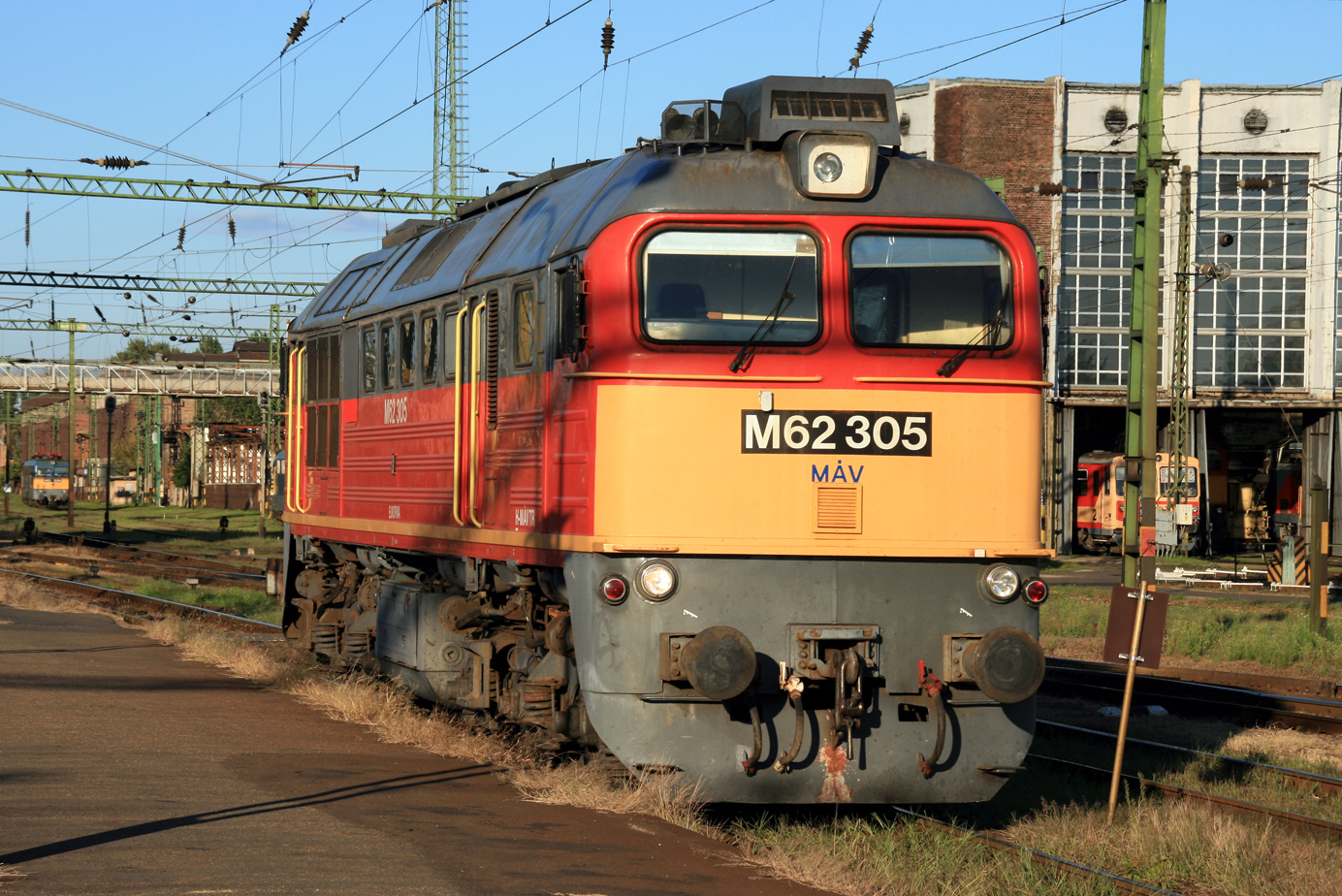 M62 305