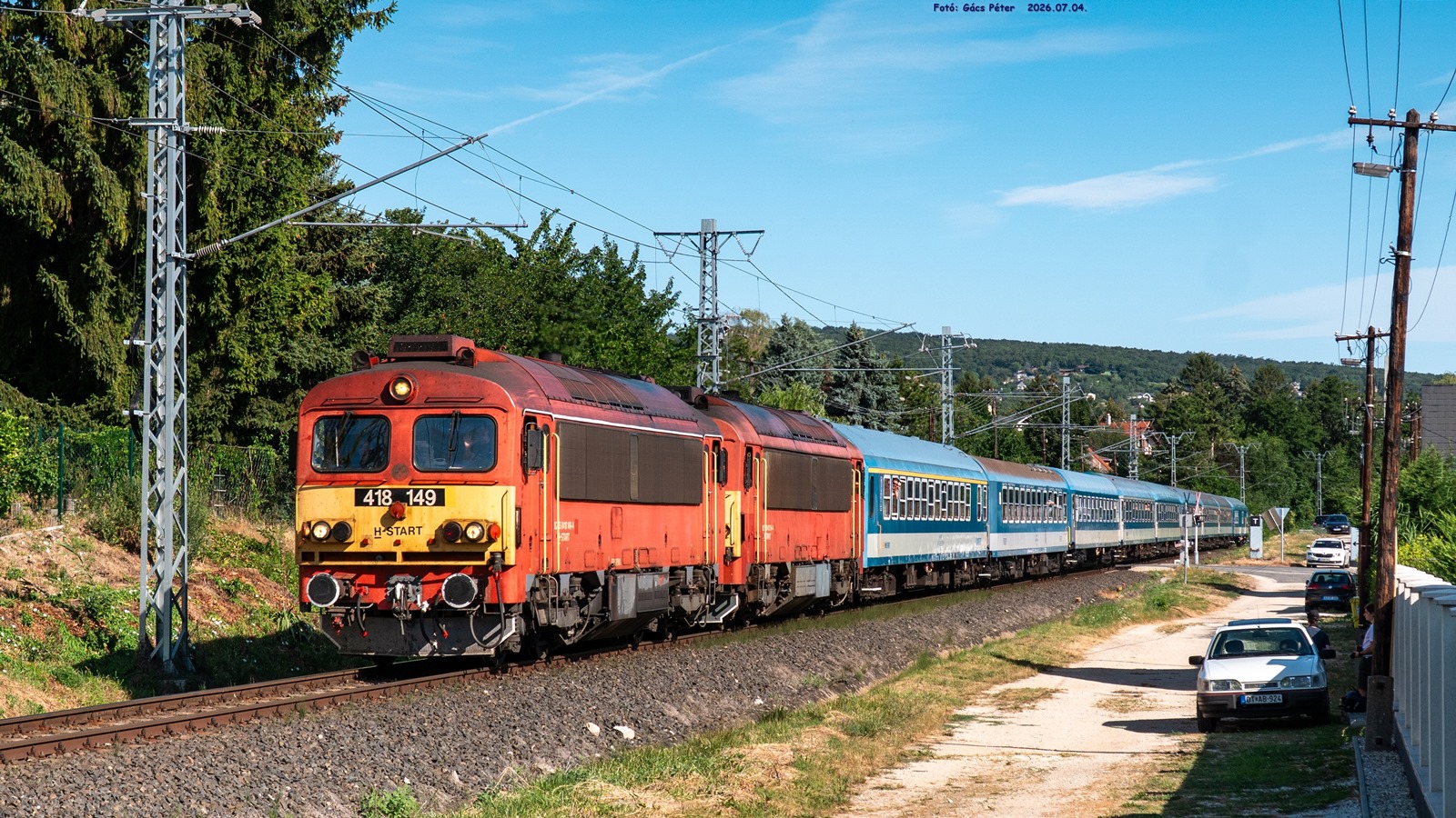 418 149