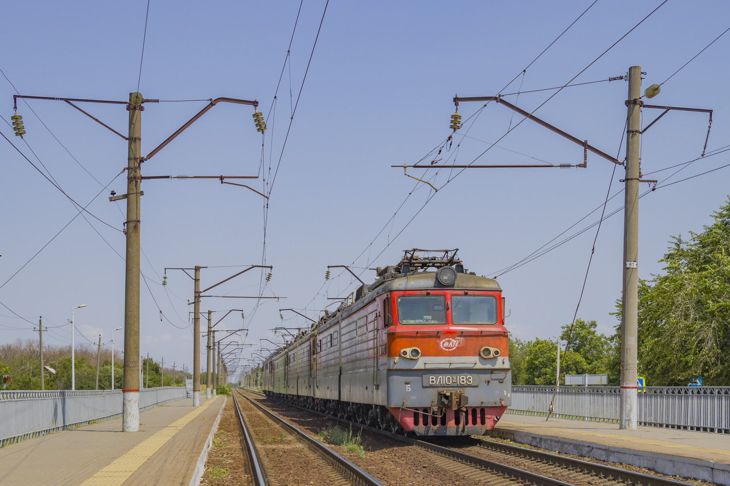 ВЛ10У-183