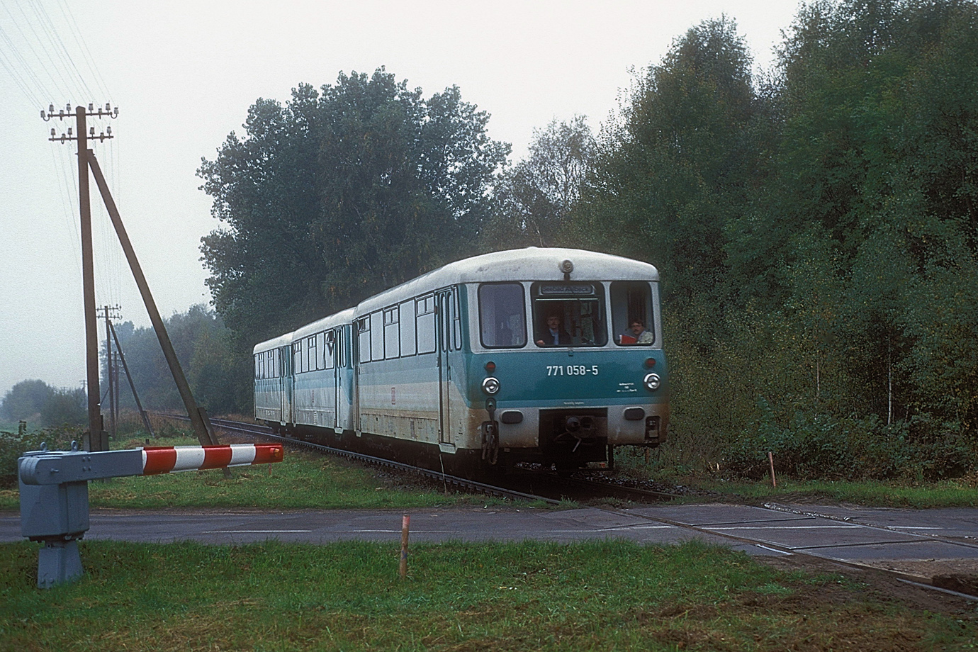 771 058-5