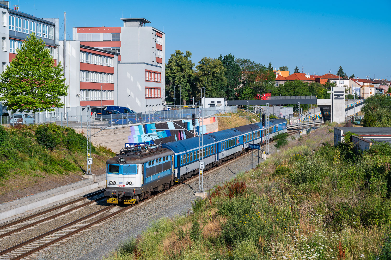 242 236-8