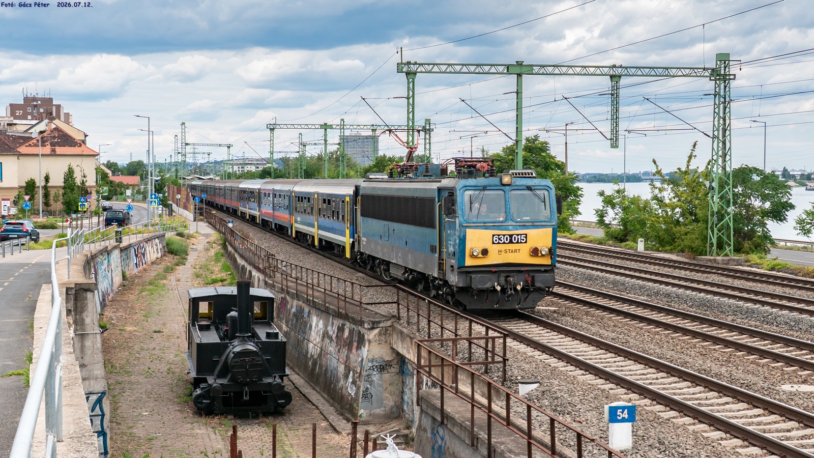 630 015