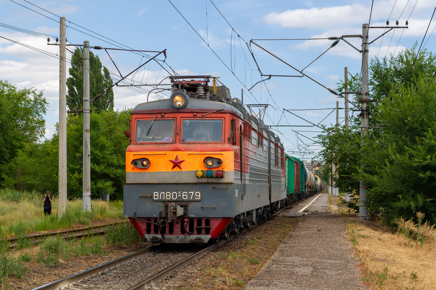 ВЛ80С-679