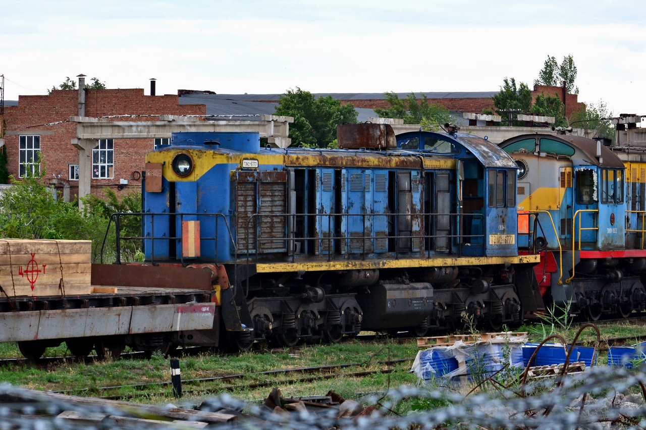 ТЭМ2-6777