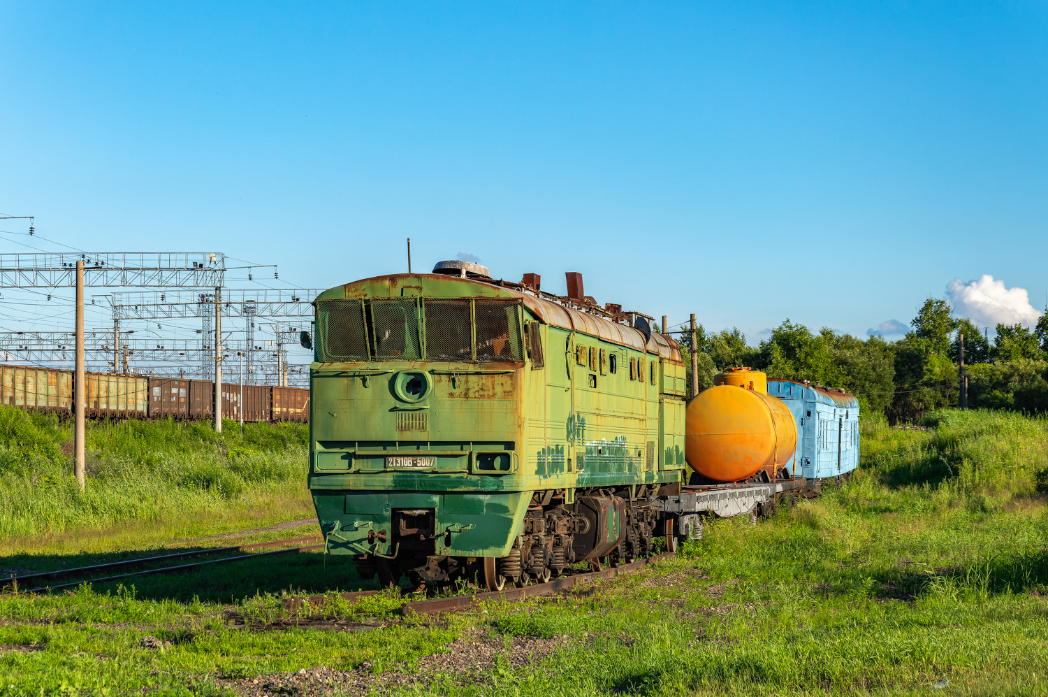 2ТЭ10В-5007