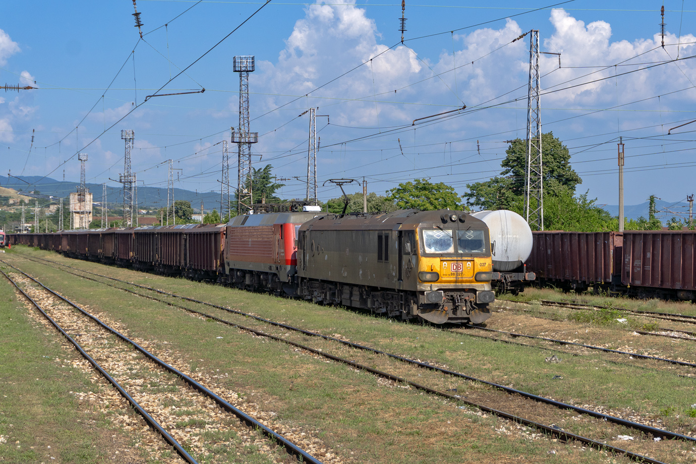 88 027