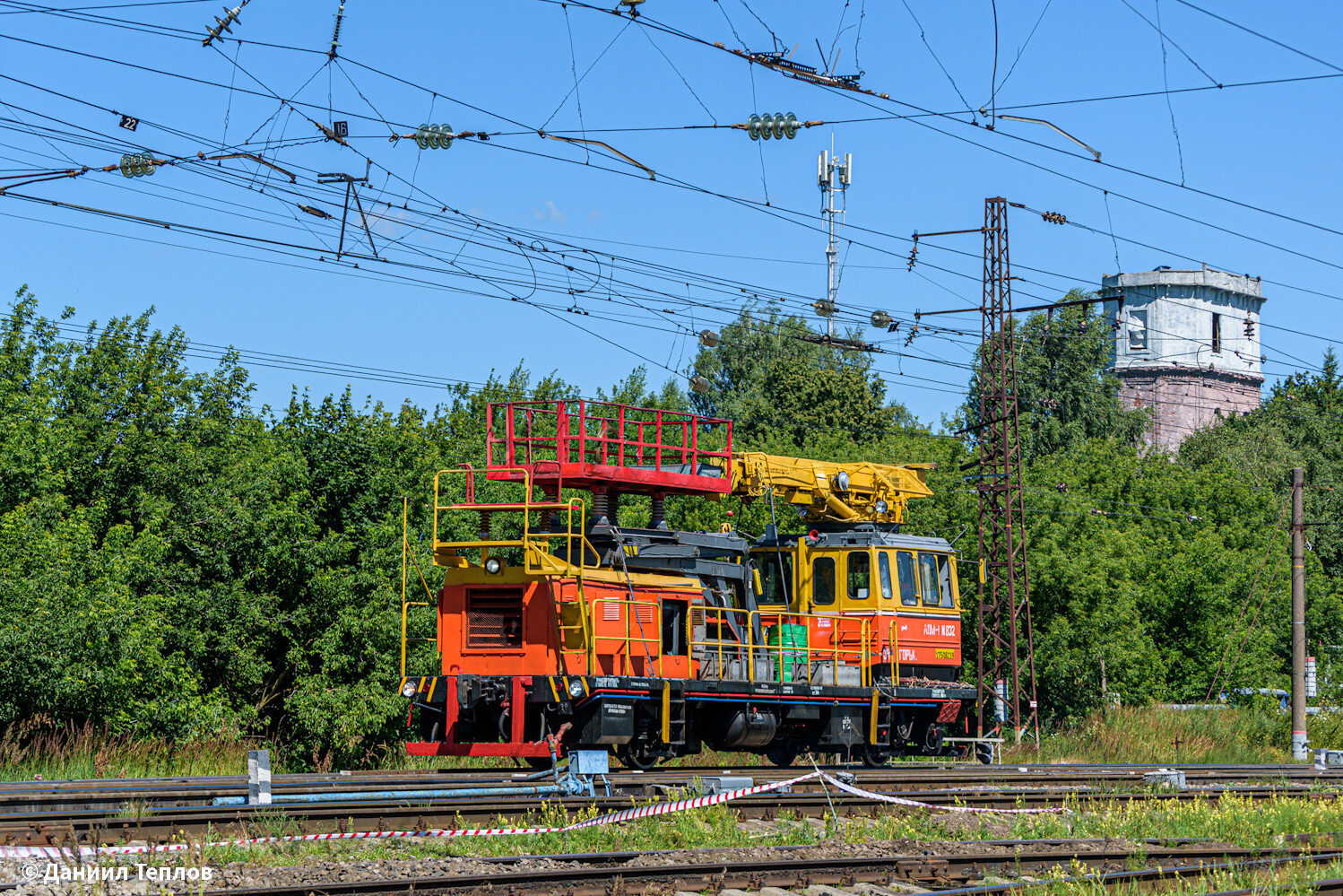 АДМ1-832