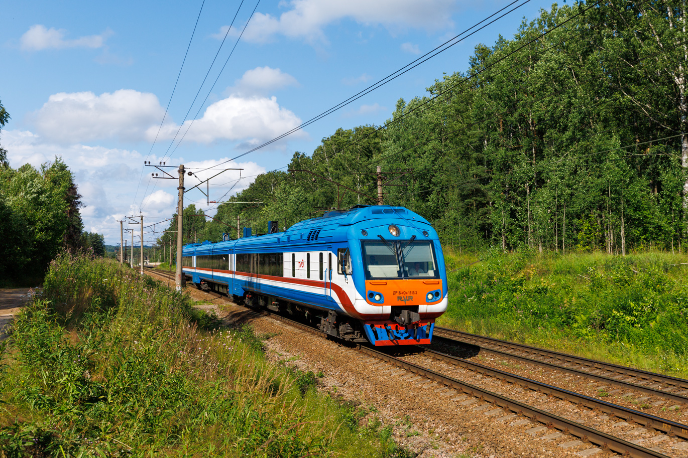 ДР1Б-1515