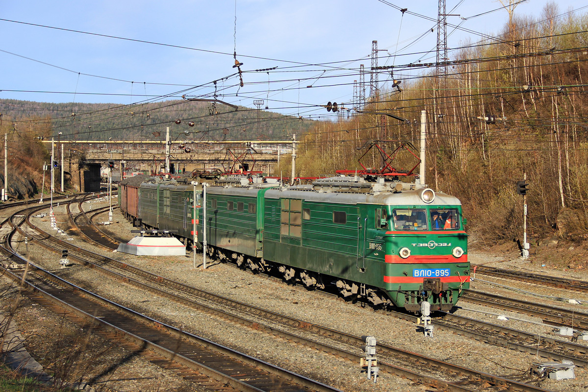 ВЛ10-895