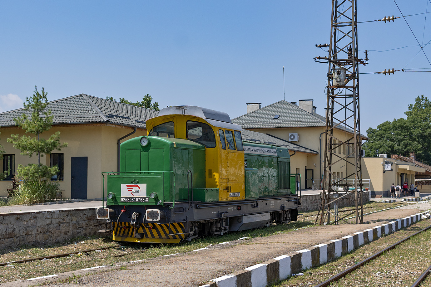 81 0758