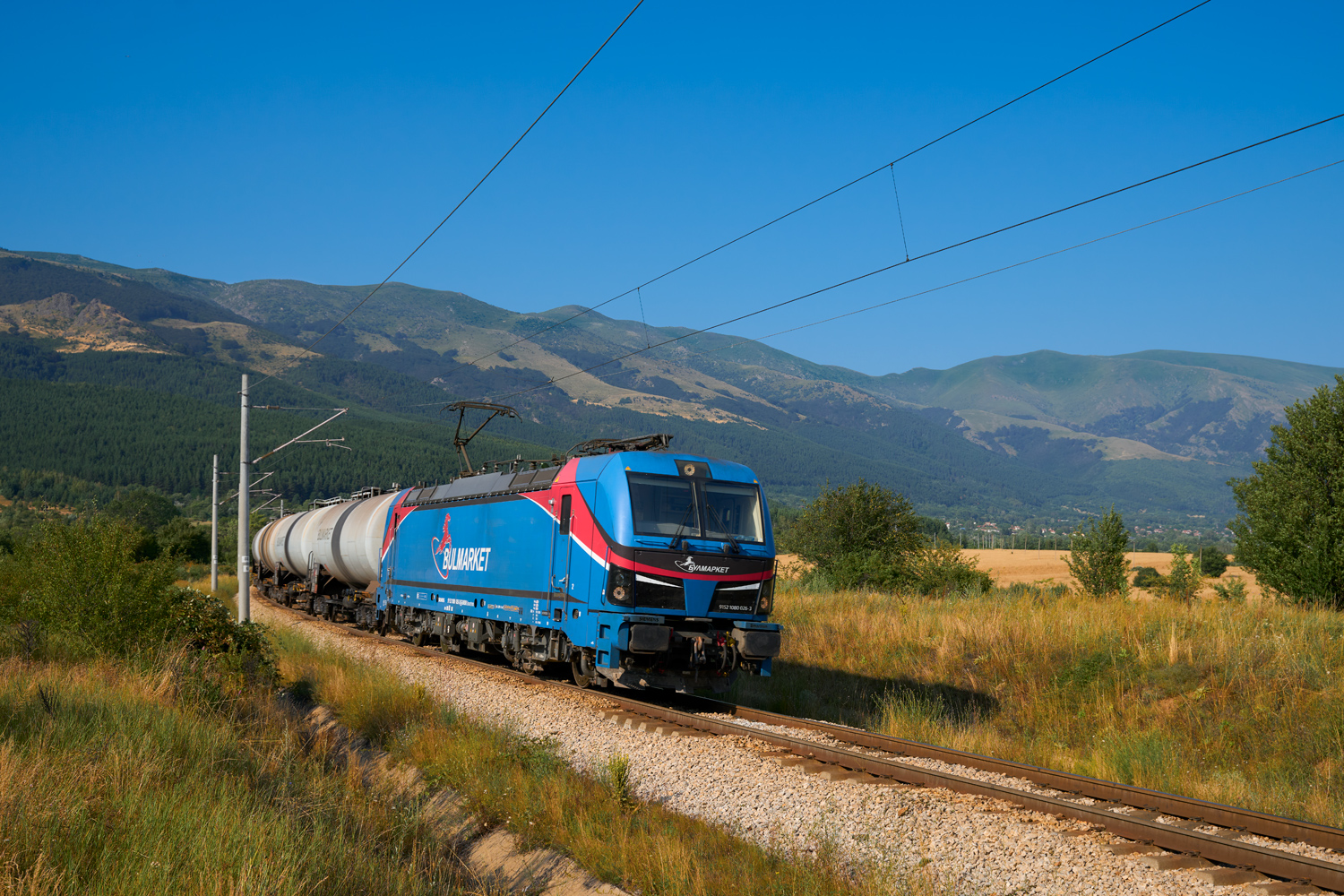 80 026