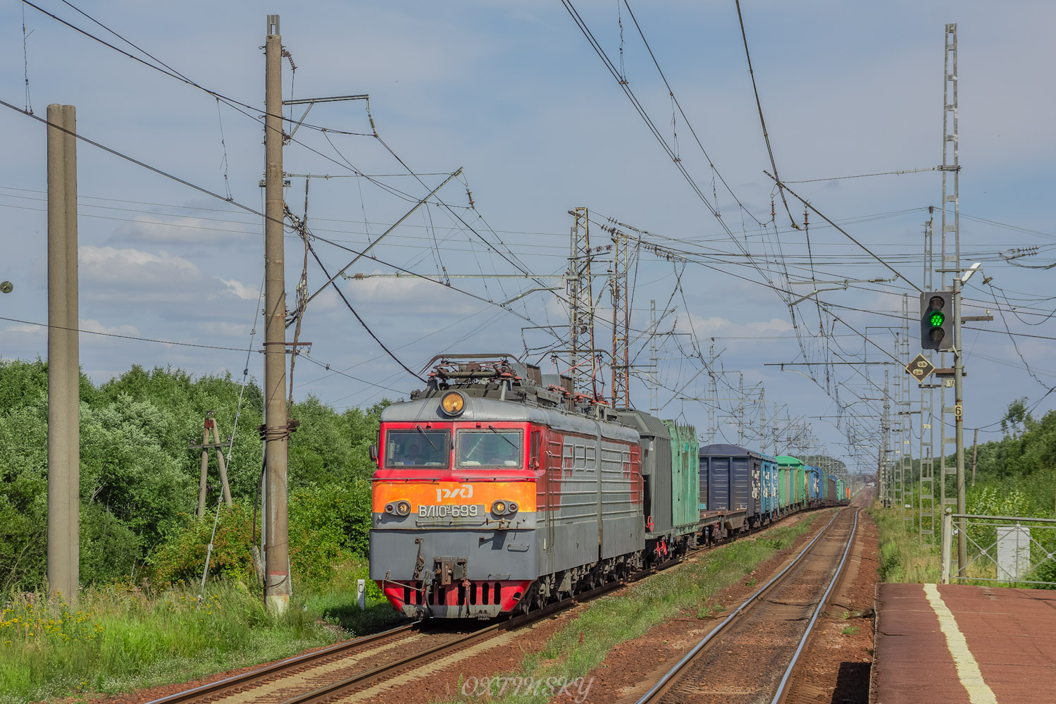 ВЛ10У-699