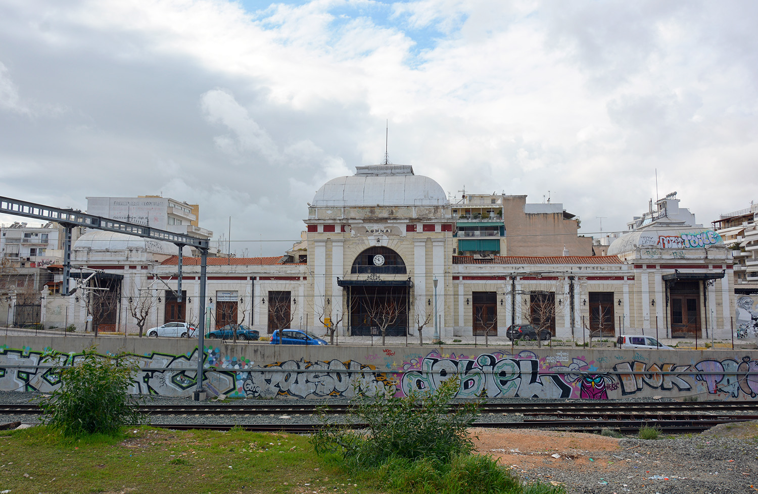 Greece railways &mdash; Stations