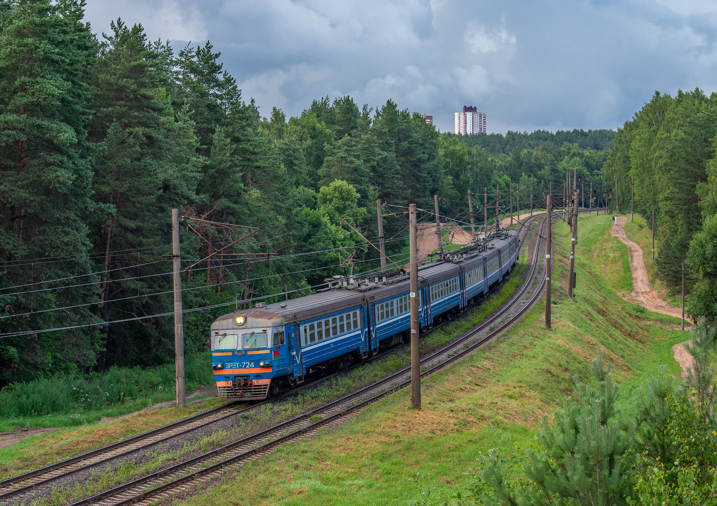 ЭР9Т-724