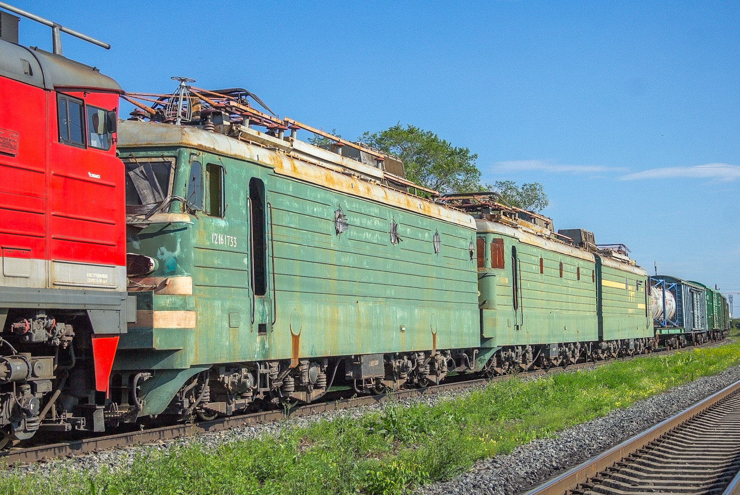 ВЛ11.8-587