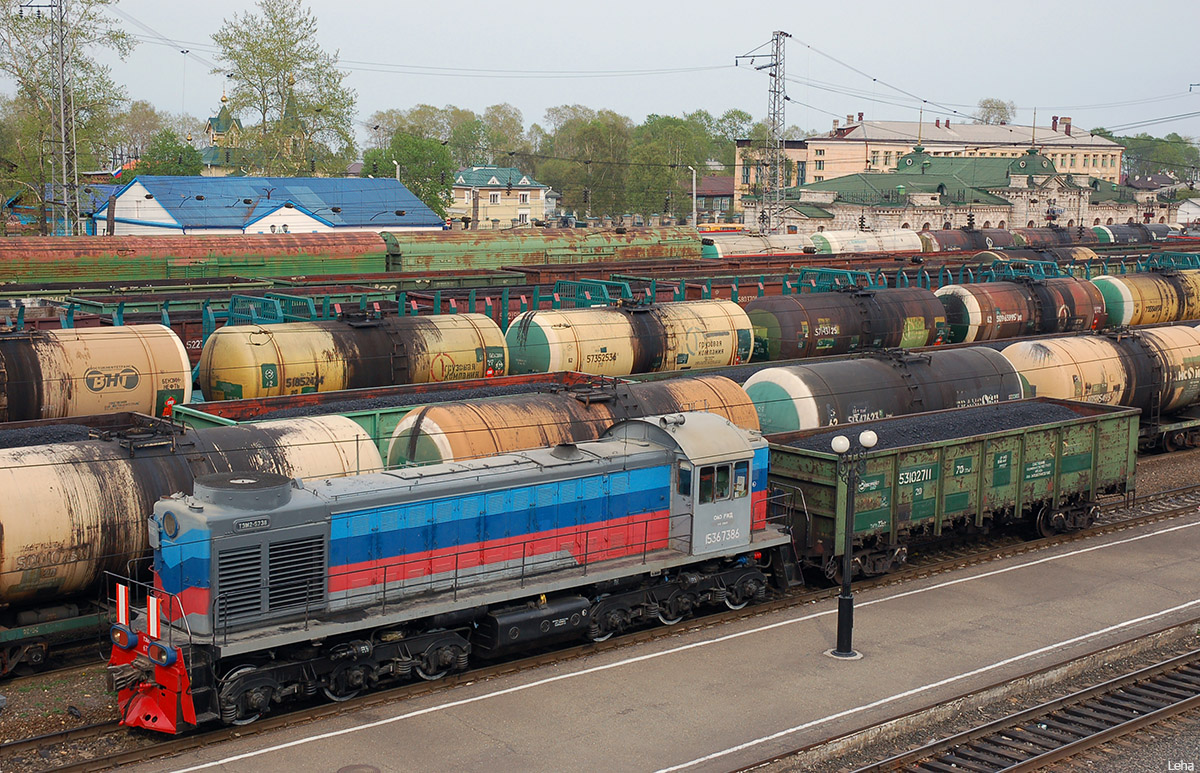 ТЭМ2-6738