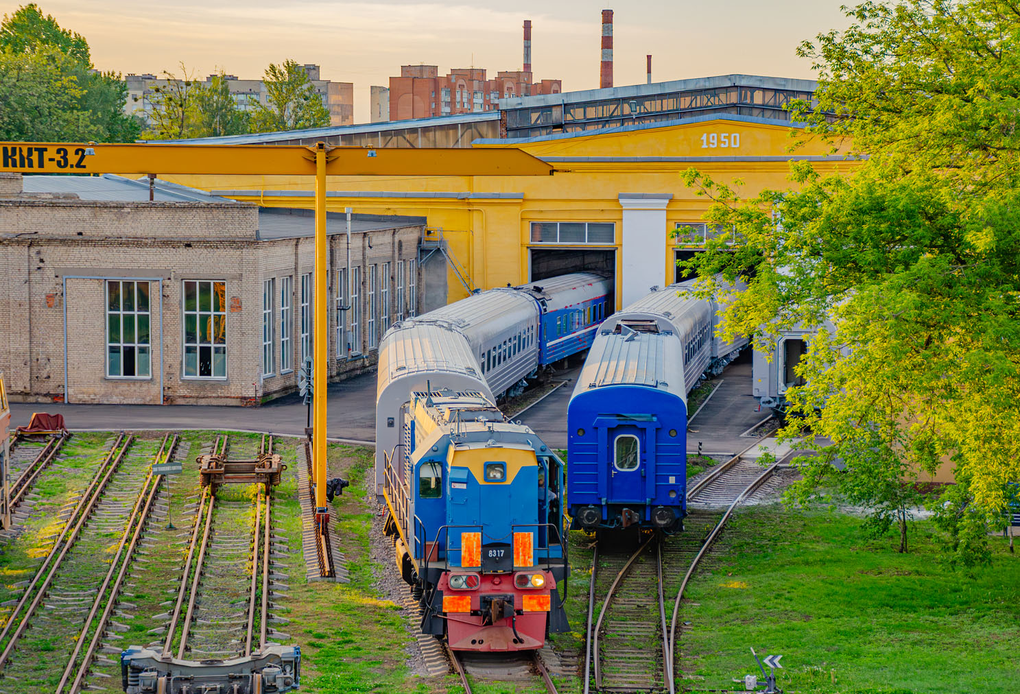 ТЭМ2У-8317