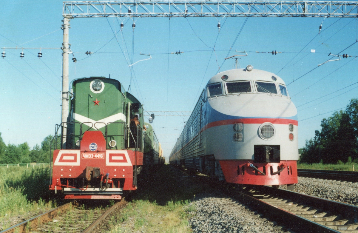 ЧМЭ3-4416; ЭР200-2