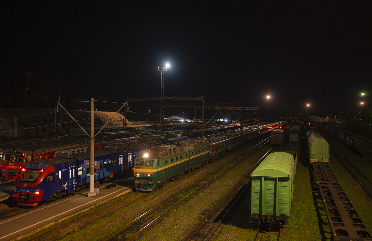 ЧС7-084