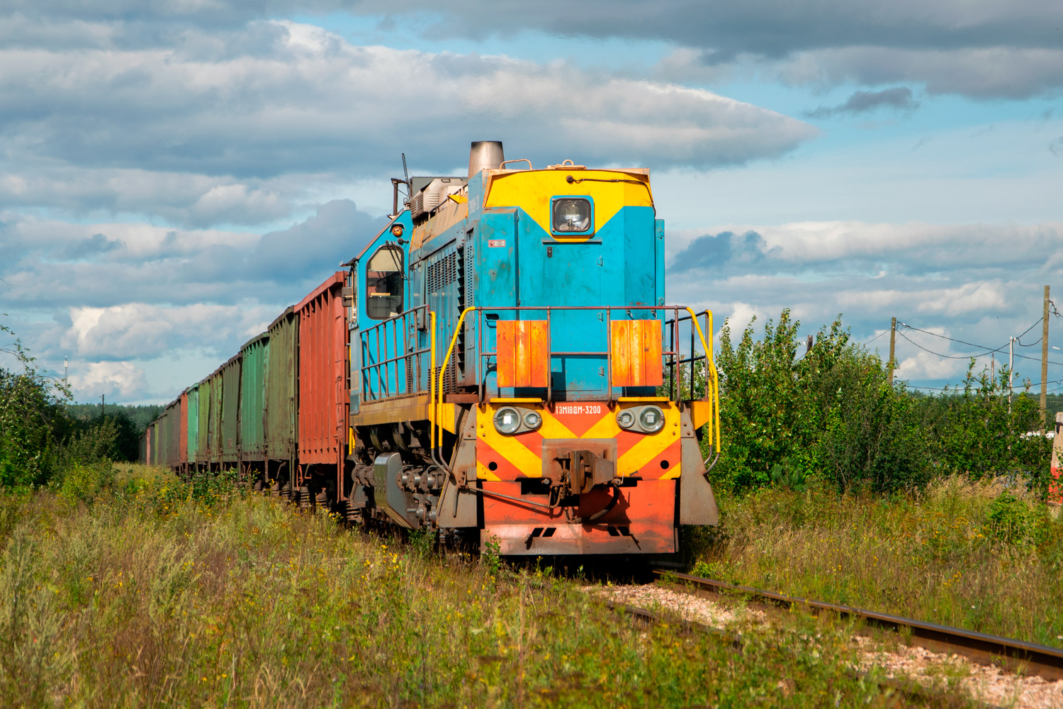 ТЭМ18ДМ-3200