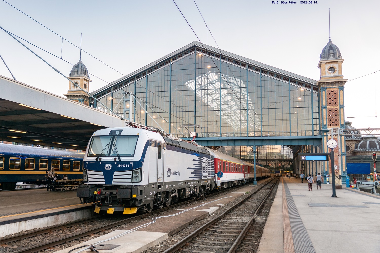 384 034-5