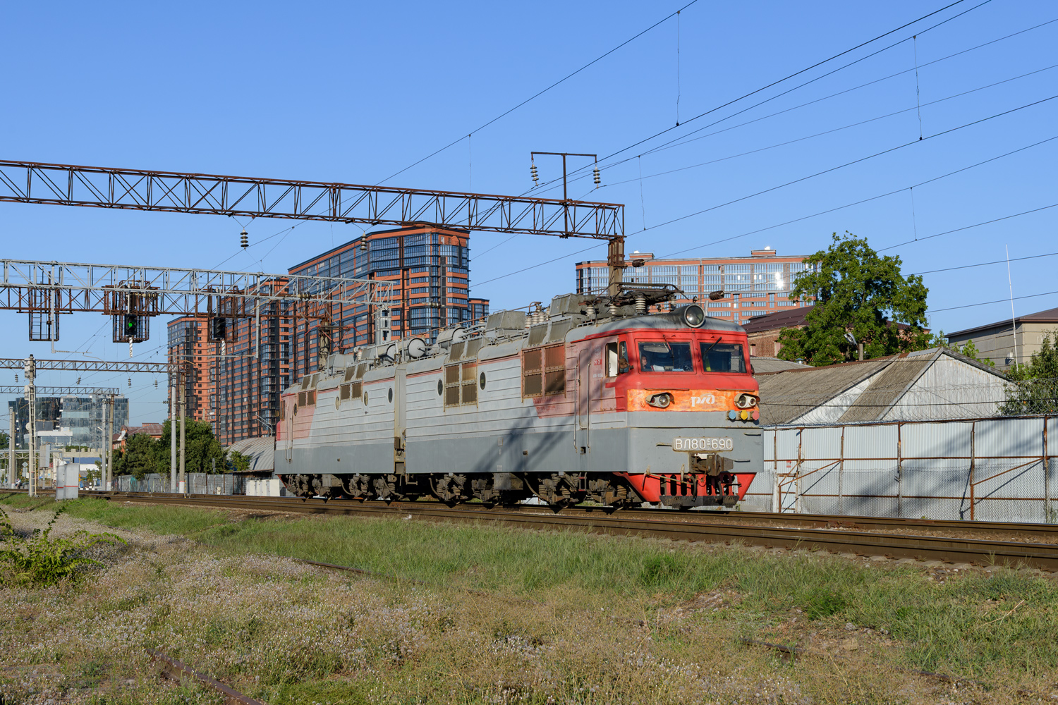 ВЛ80С-690