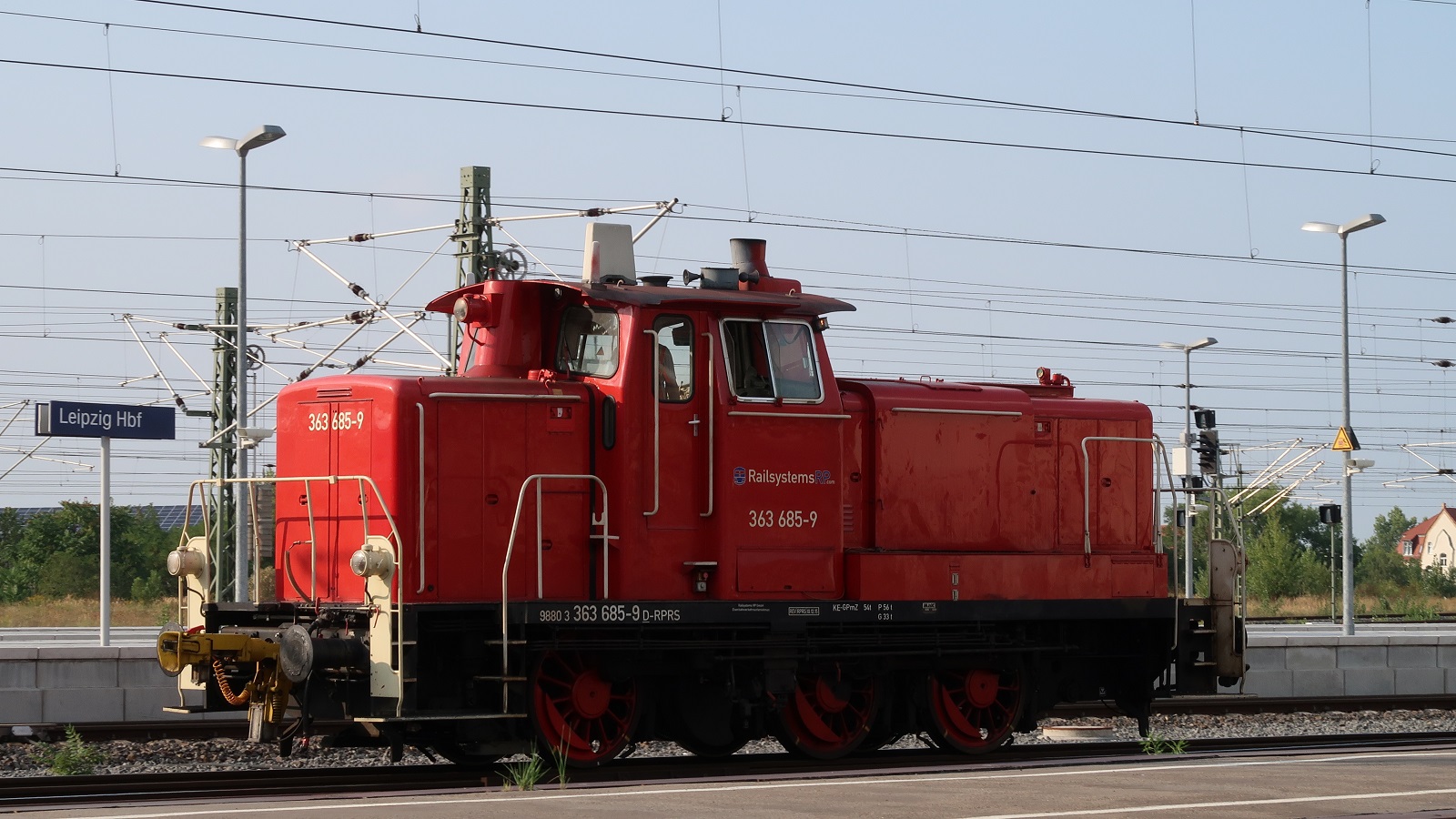 363 685-9
