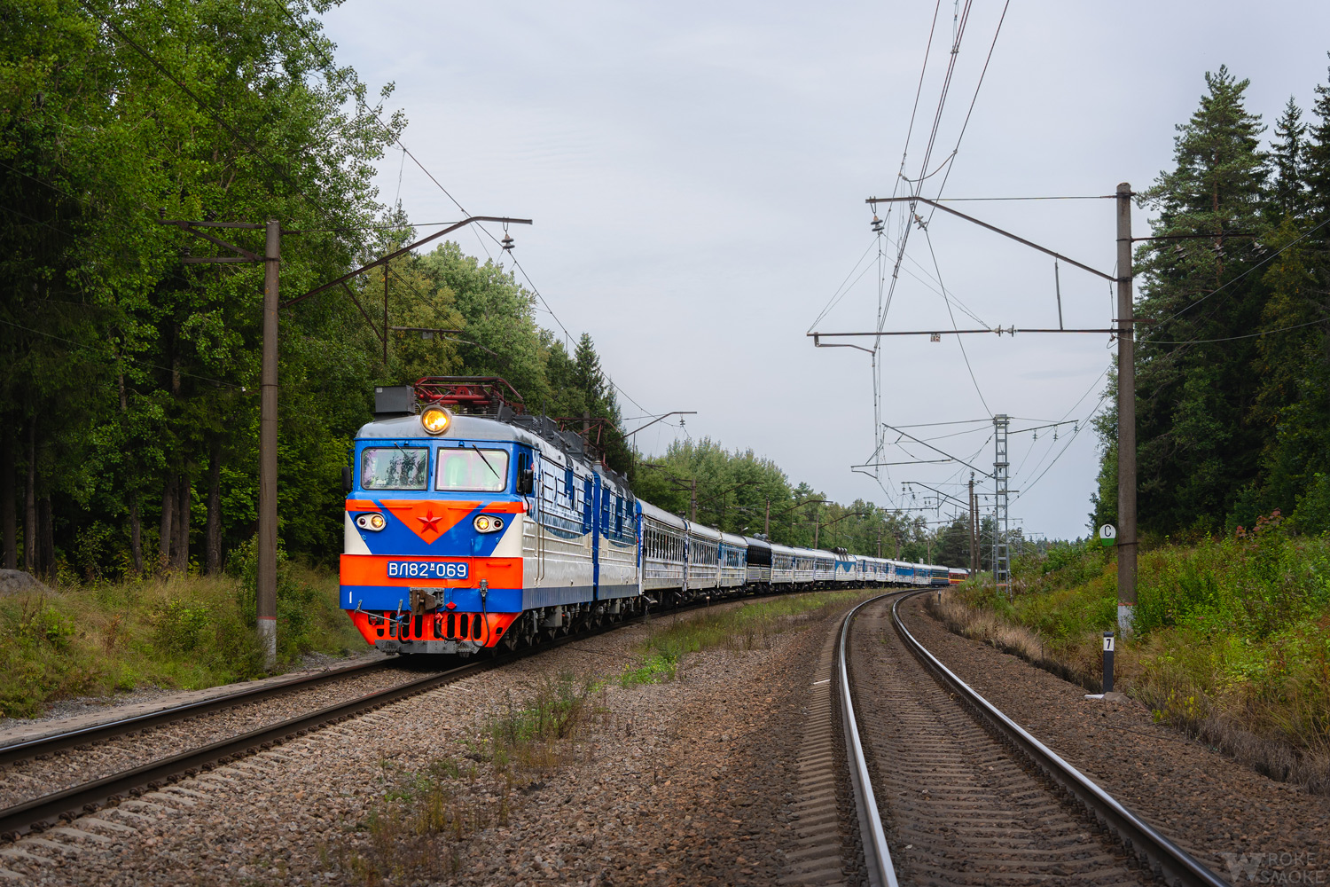 ВЛ82М-069
