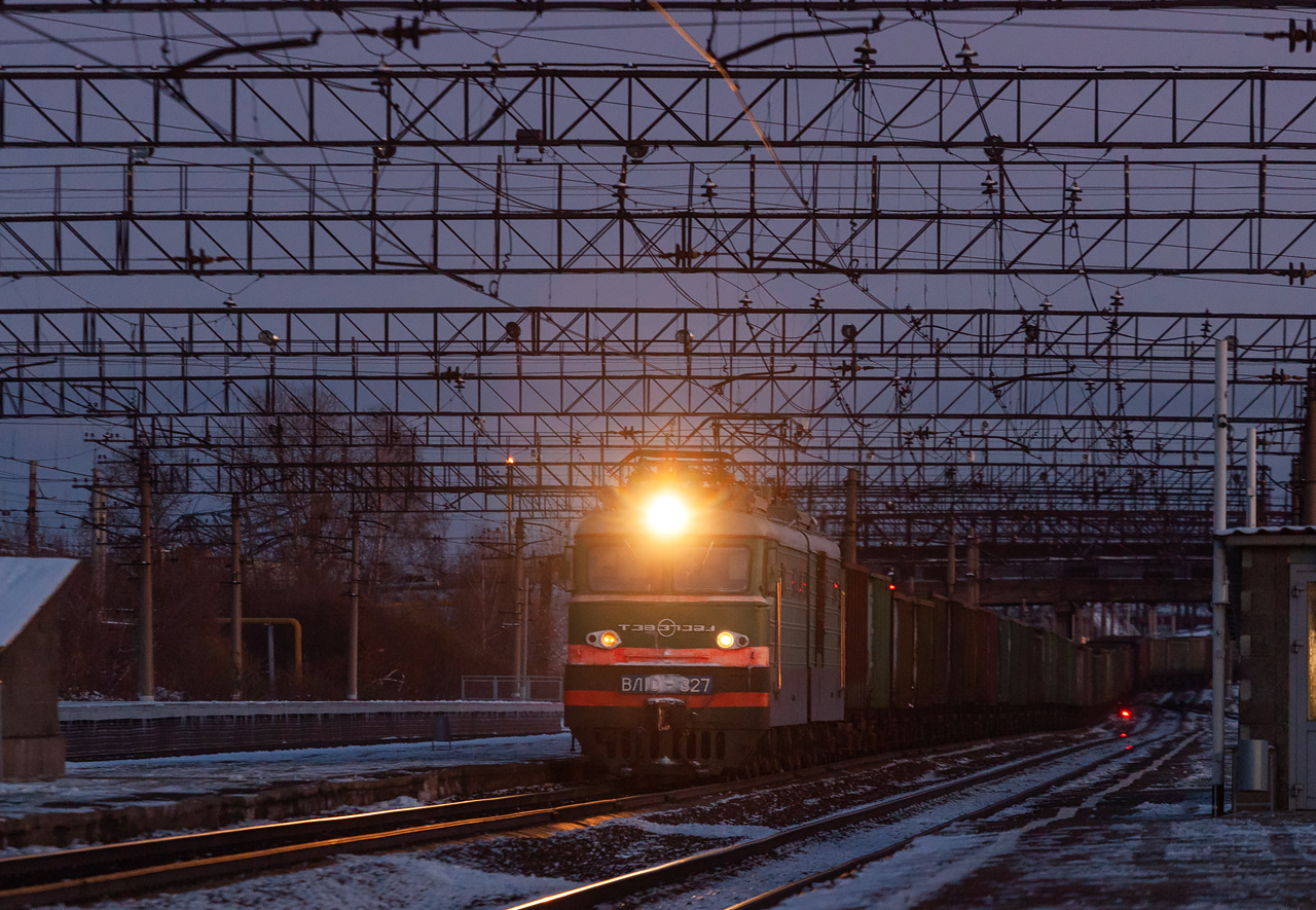 ВЛ10-327